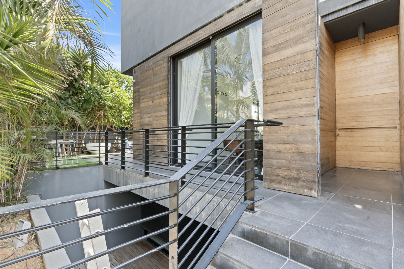 WhatsApp Image 2025-09-08 at 12.20.59 (4)