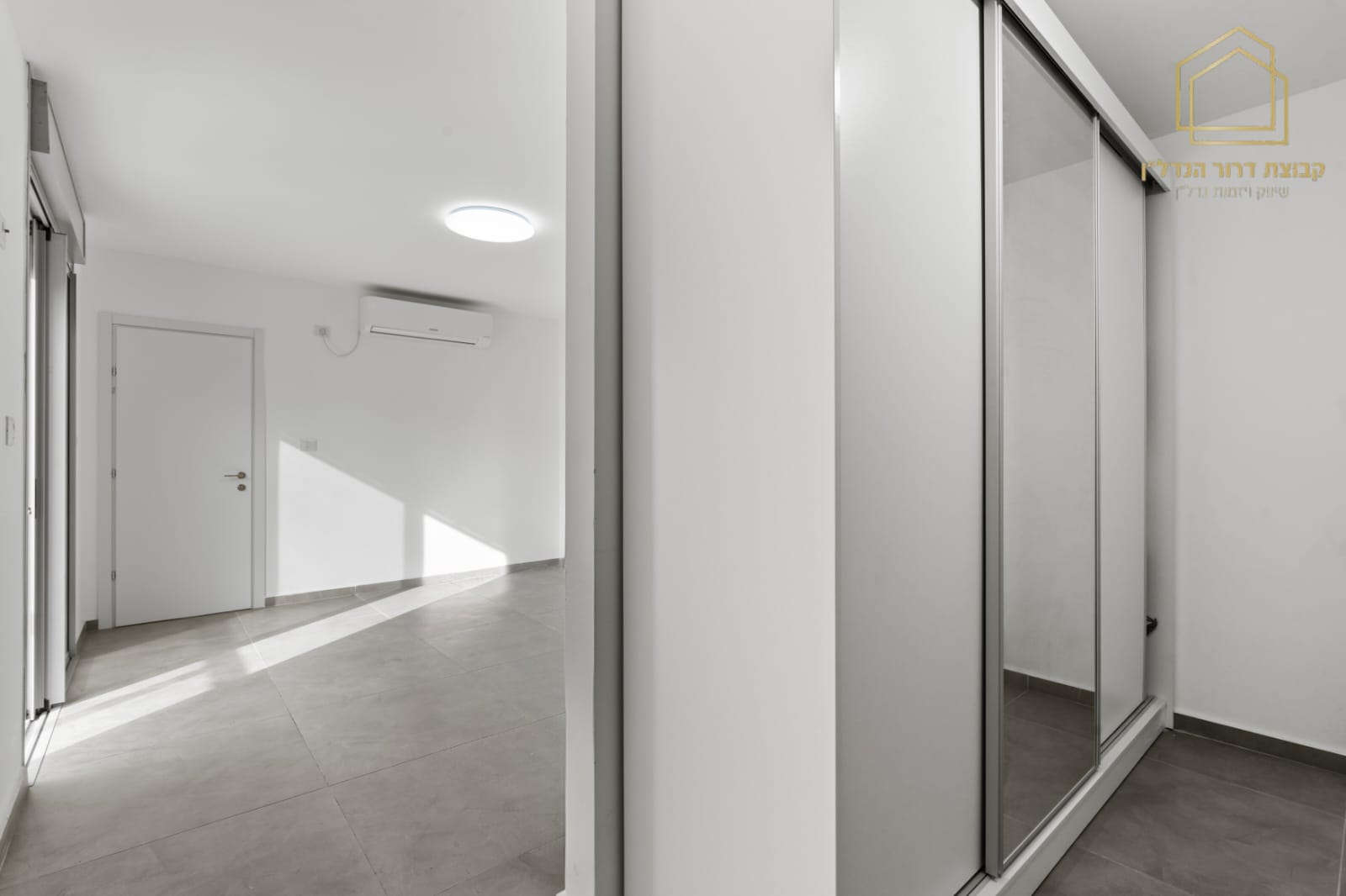 WhatsApp Image 2025-11-04 at 16.37.11