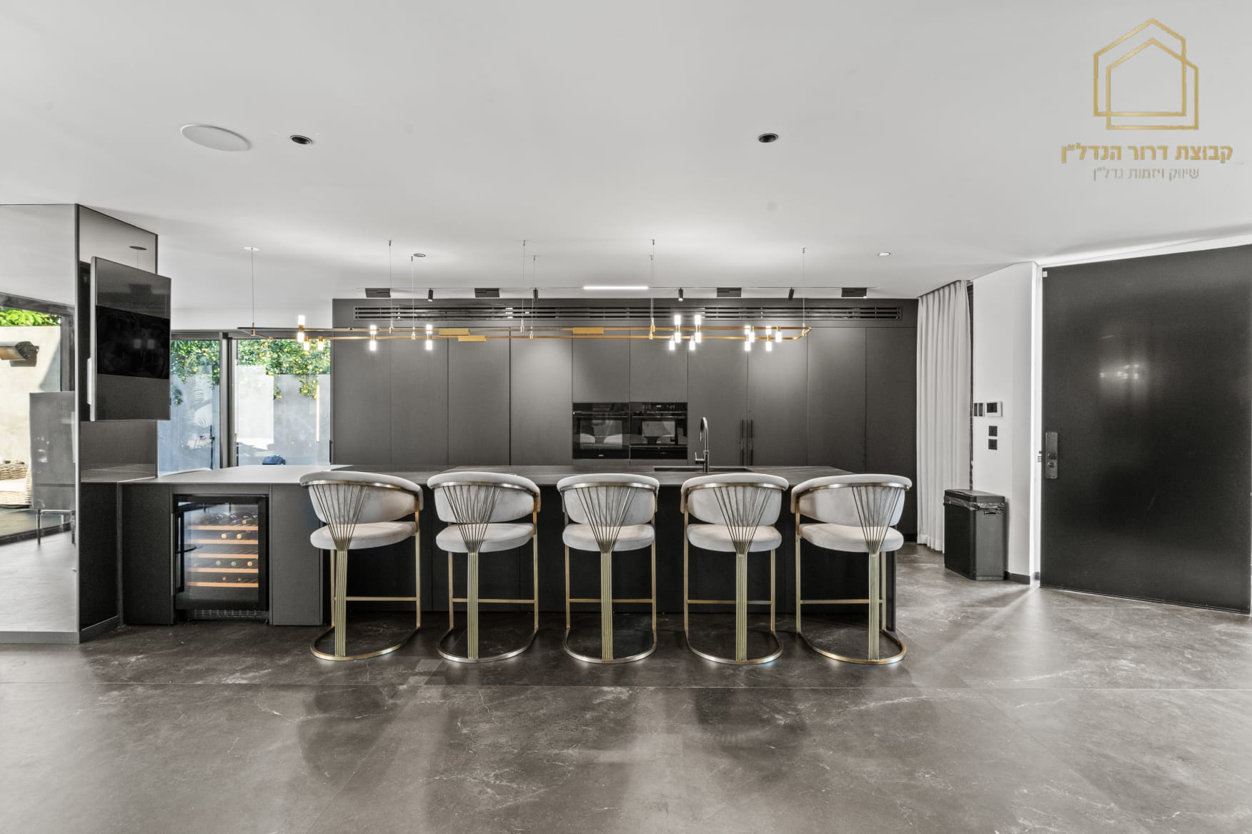 WhatsApp Image 2025-11-10 at 14.31.22 (2)