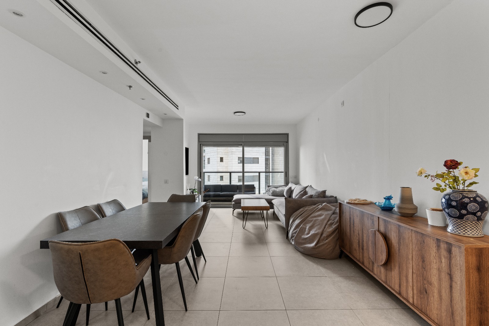 WhatsApp Image 2025-12-03 at 11.56.44 (2)