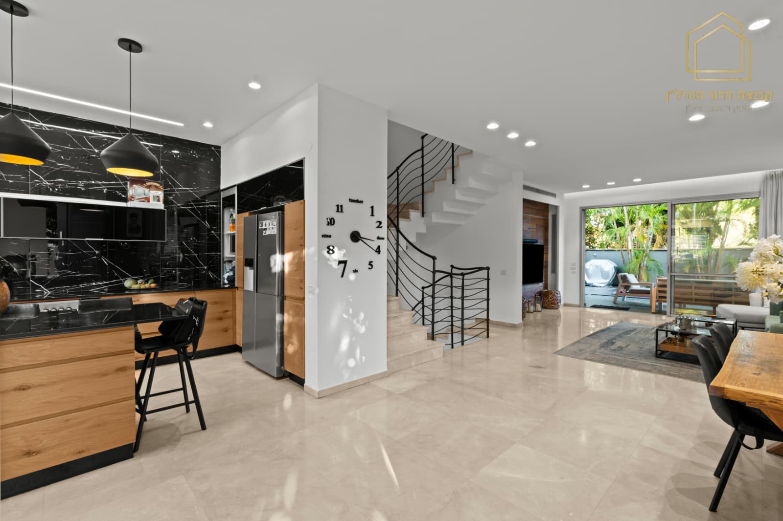 WhatsApp Image 2025-12-18 at 12.19.48 (1)