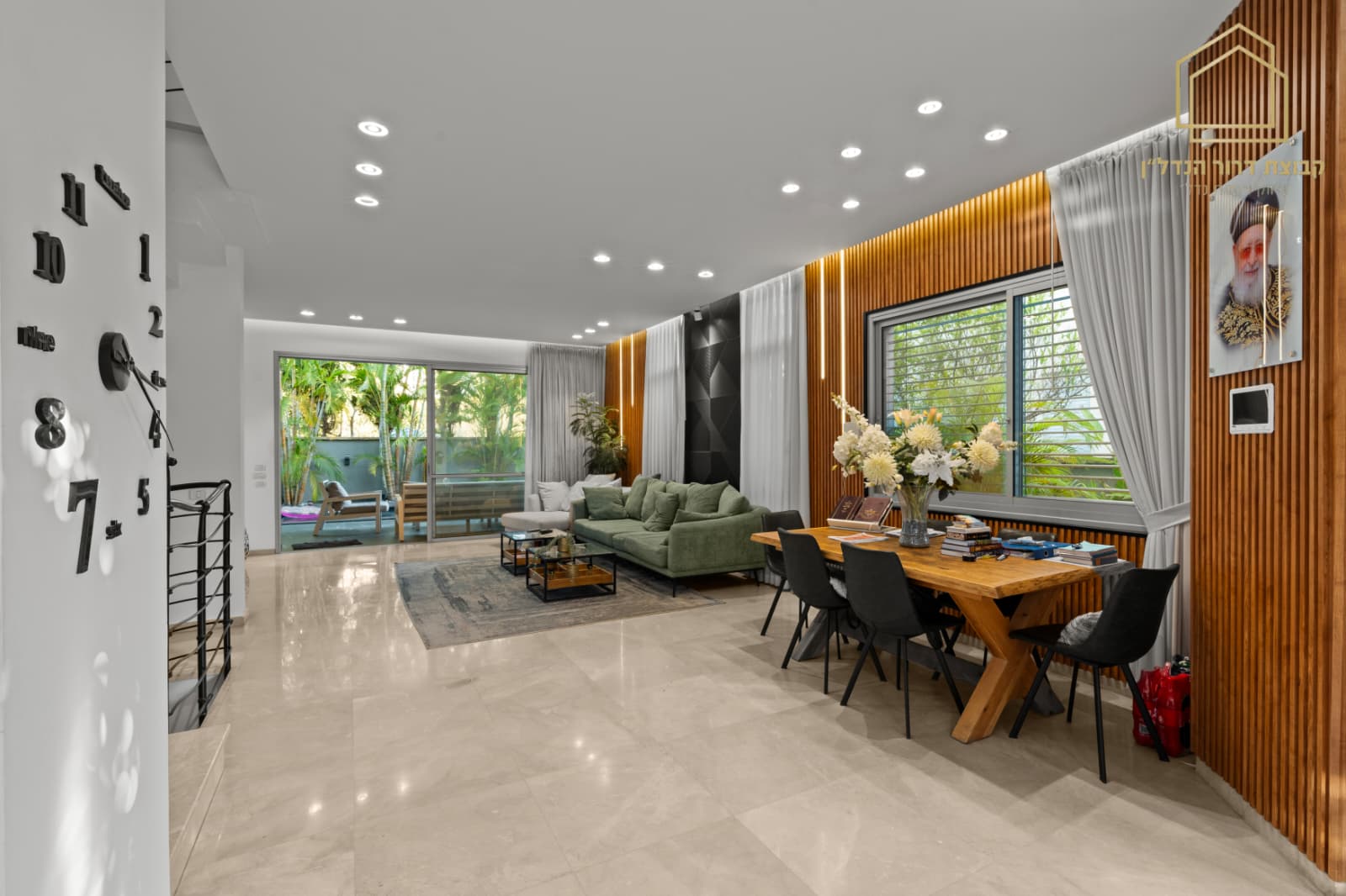 WhatsApp Image 2025-12-18 at 12.19.49 (1)