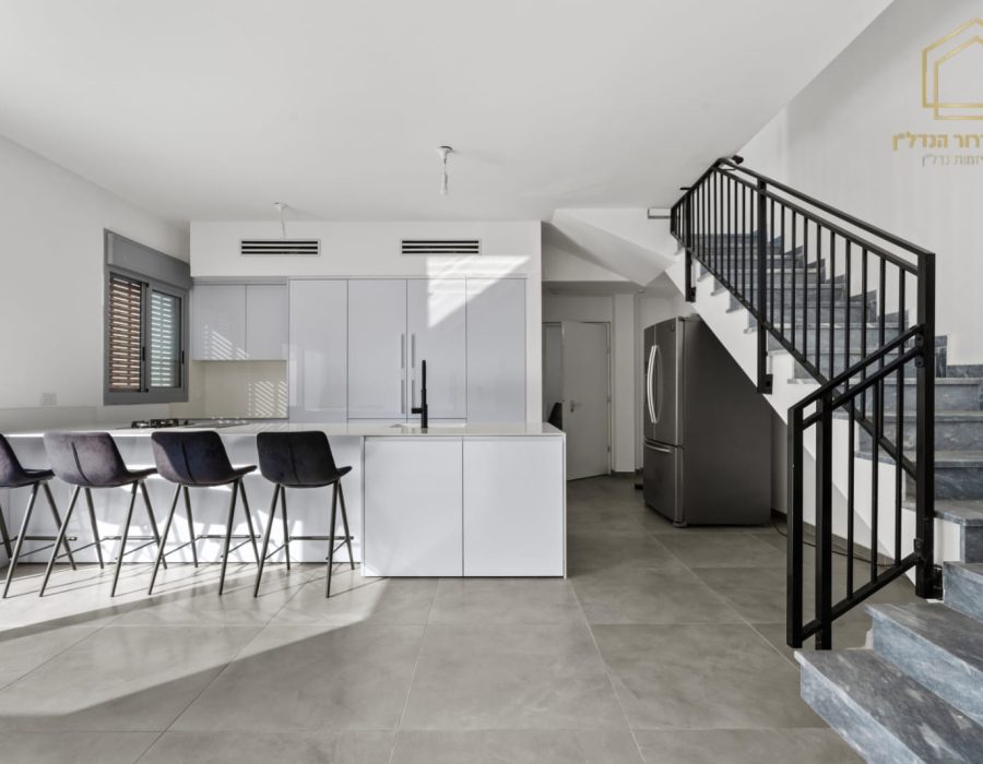 WhatsApp Image 2025-11-04 at 16.37.07