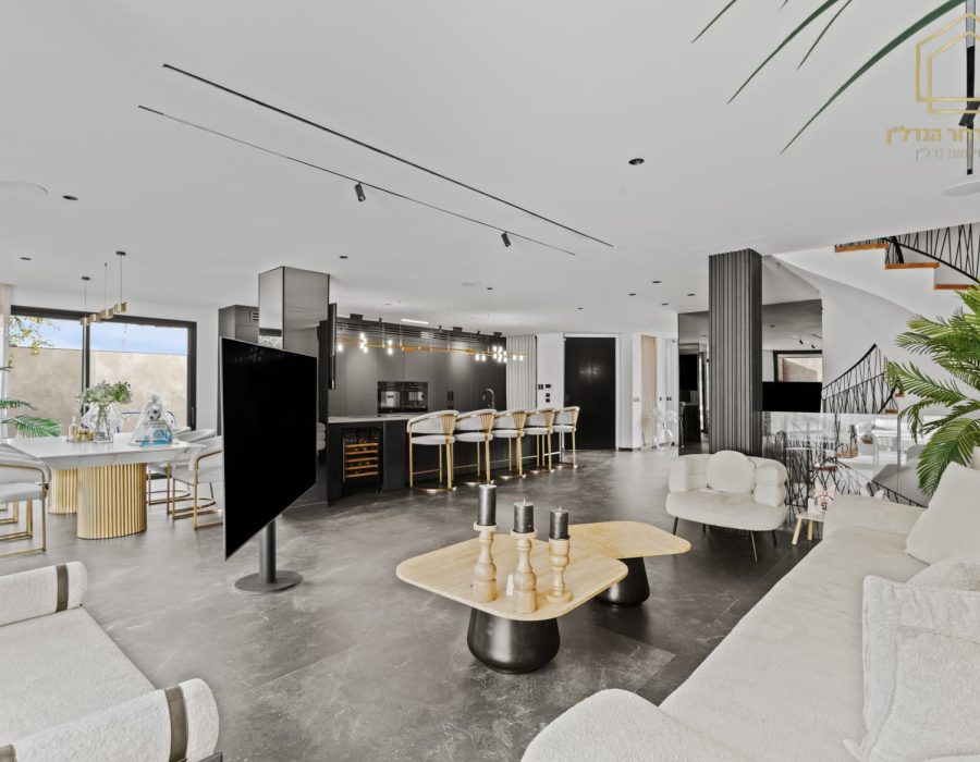 WhatsApp Image 2025-11-10 at 14.31.22