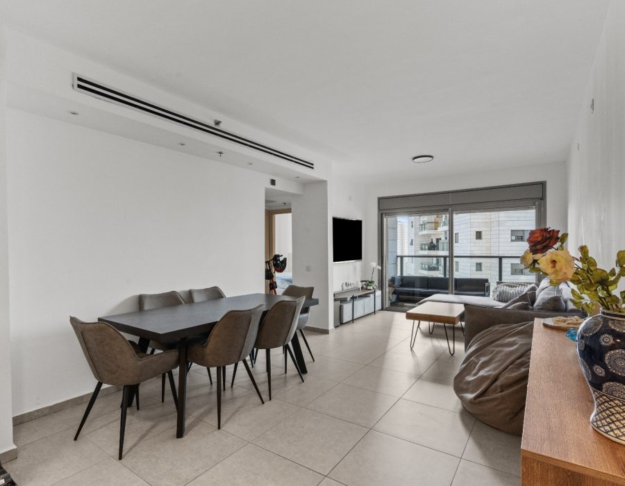 WhatsApp Image 2025-12-03 at 11.56.44 (3)